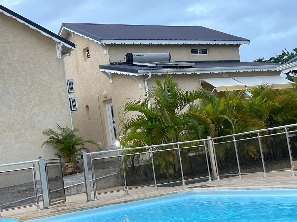 Villa Sarah Le Moule Esterno foto